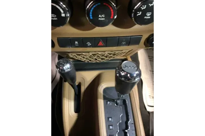 $22689 : Jeep Wrangler Unlimited 2015 image 7