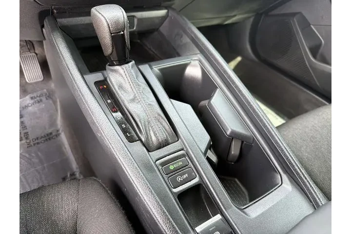 $25779 : Honda Accord 2025 LX 4dr Sed image 10