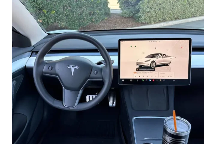 $24999 : 2022 Model 3 image 4