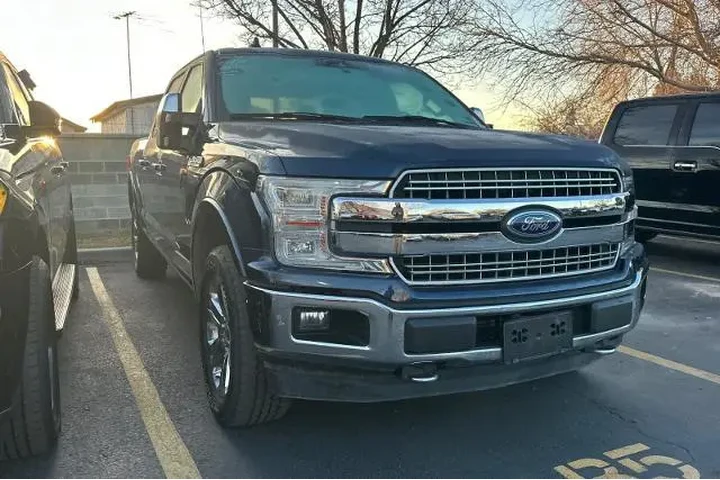 $36995 : Ford F-150 2019 4x4 Lariat 4 image 3