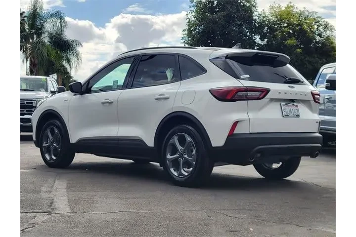 $29388 : Ford Escape Hybrid 2025 ST-L image 2