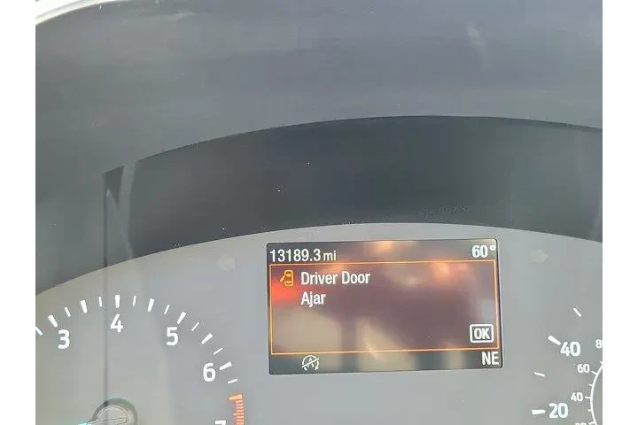 $19854 : Ford Escape 2022 SE 4dr SUV image 6