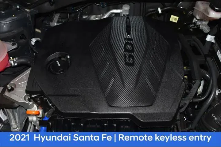 $22999 : Hyundai SANTA FE 2021 AWD SE image 7