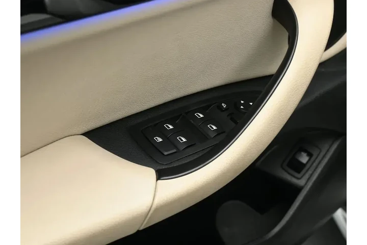 $24250 : BMW X1 2022 sDrive28i 4dr Sp image 10