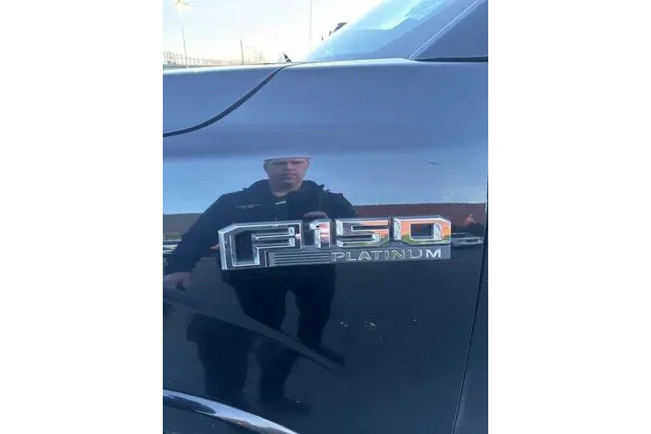 $29999 : Ford F-150 2016 4x4 Platinum image 2