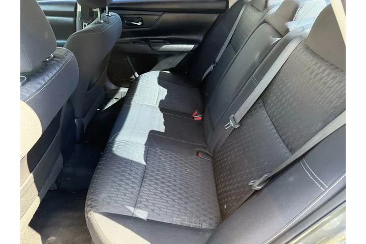 $16995 : 2020 FORD ESCAPE image 9