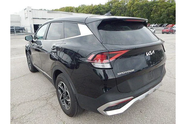 $25988 : Kia Sportage 2024 AWD LX 4dr image 9