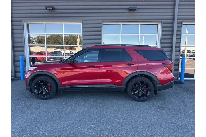 $30999 : Ford Explorer 2020 AWD ST 4d image 2