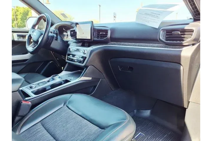 $33850 : Ford Explorer 2022 AWD Timbe image 10