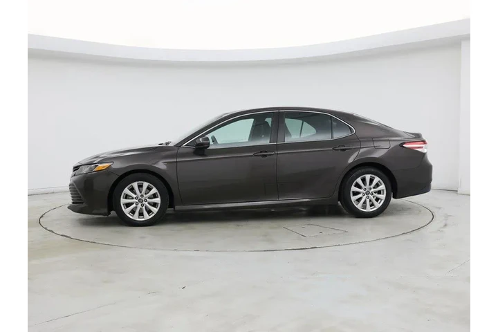 $20998 : Toyota Camry 2018 LE 4dr Sed image 3