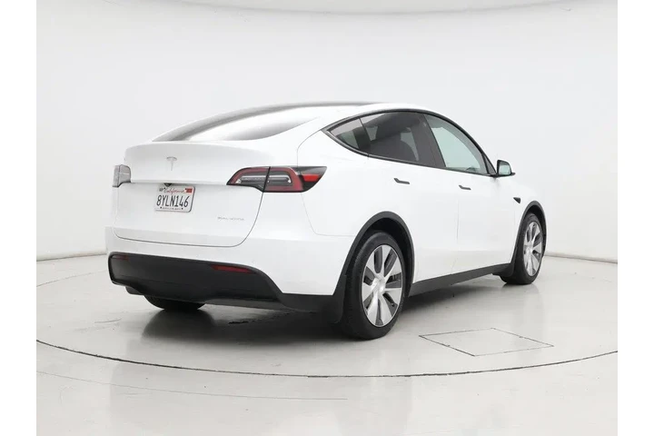 $28998 : Tesla Model Y 2021 AWD Long image 8