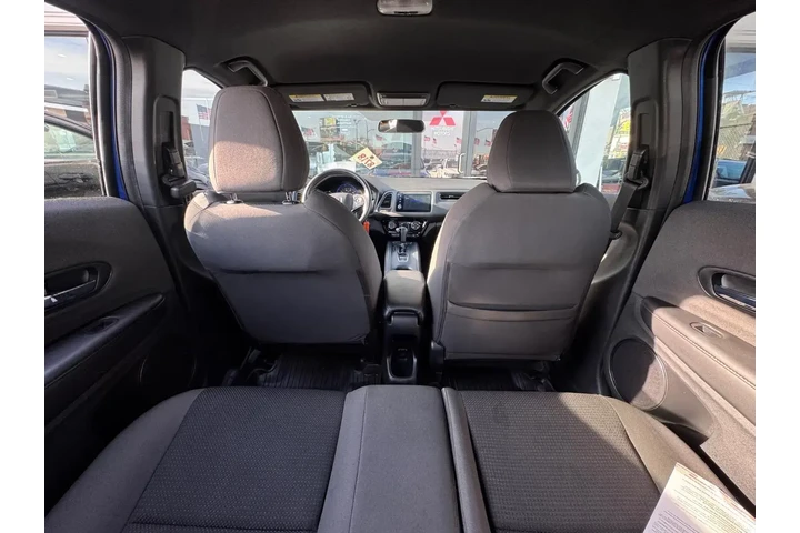 $17995 : Honda HR-V 2022 AWD Sport 4d image 9