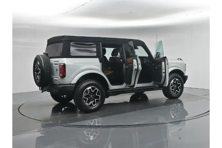 $33975 : Ford Bronco 2023 4x4 Base Ad image 5