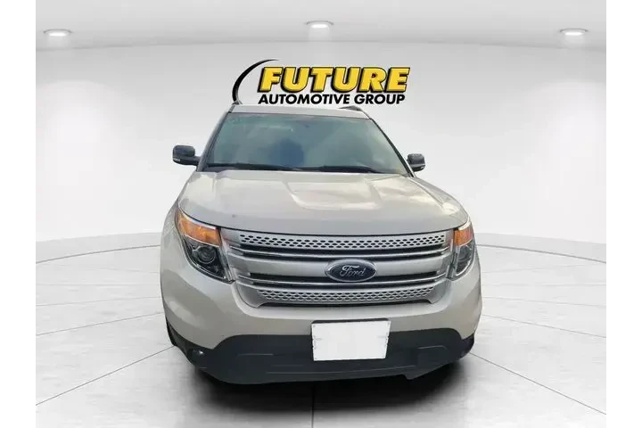 $12070 : Ford Explorer 2015 AWD XLT 4 image 2