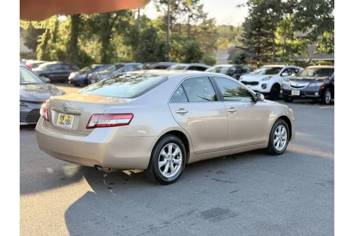 $6995 : 2011 Camry LE image 7