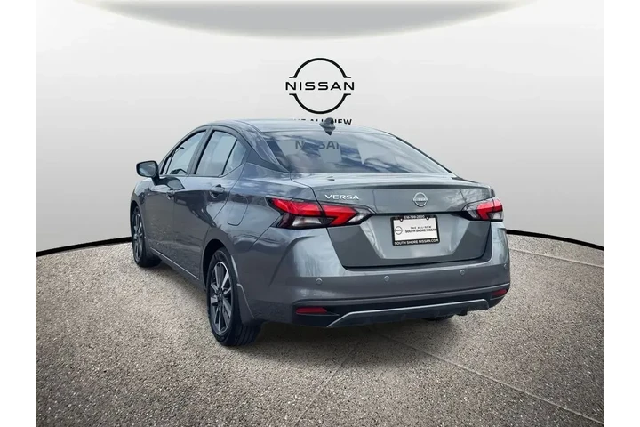 $17625 : Nissan Versa 2025 SV 4dr Sed image 7