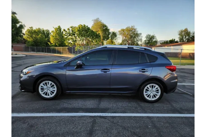 $11700 : 2017 Impreza Premium image 6