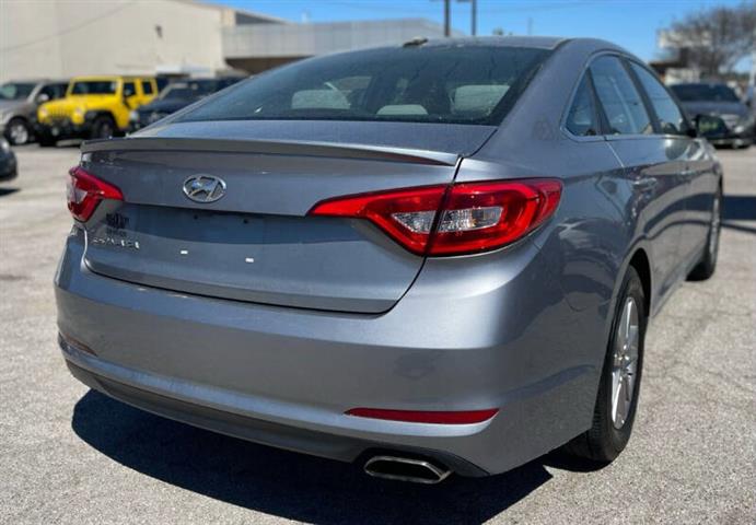 $7900 : 2016 Sonata image 5