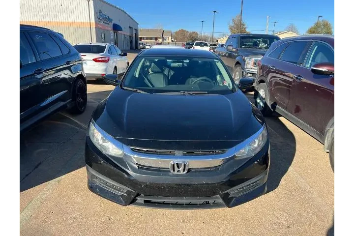 $11795 : Honda Civic 2017 LX 4dr Seda image 2