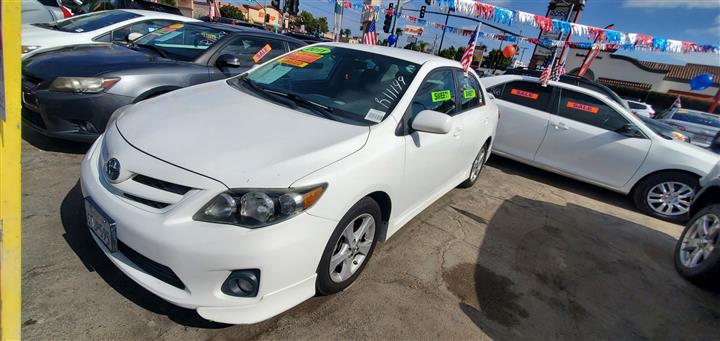 $1500 : 😍COROLLA😍 image 1