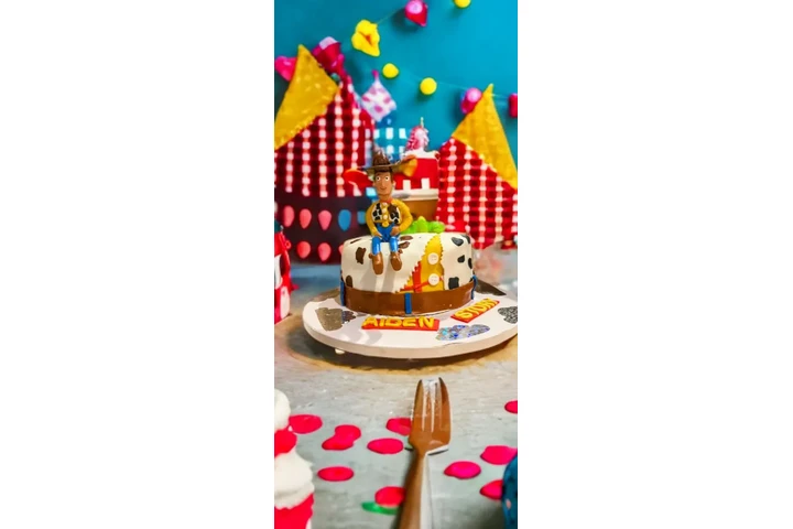 PASTELES. PARA FIESTAS Y EVENT image 1