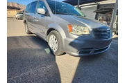$7995 : 2014 Town and Country thumbnail