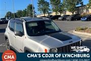 PRE-OWNED 2016 JEEP RENEGADE