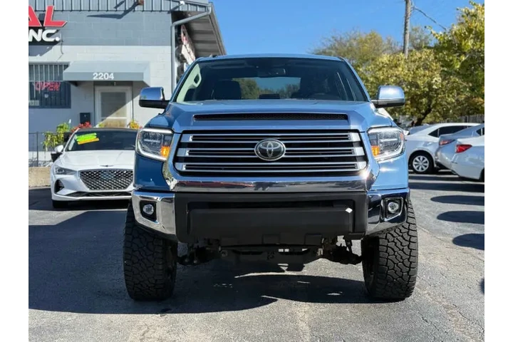$27995 : 2019 Tundra Limited image 3