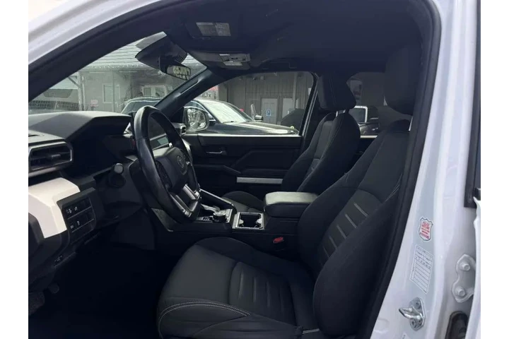 2024 Tacoma TRD Sport Double image 7