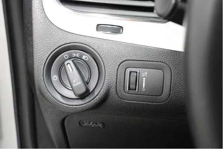 $8959 : Dodge Journey 2014 SXT 4dr S image 9