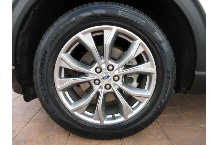 $28982 : Ford Explorer 2023 AWD XLT 4 image 3
