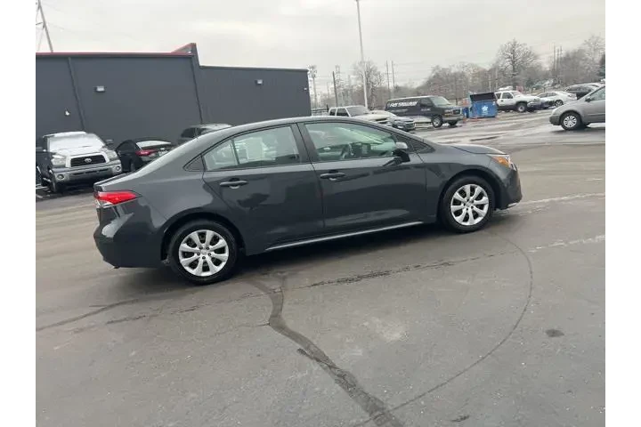 $19988 : Toyota Corolla 2024 LE 4dr S image 6