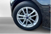 $13991 : Ford Focus 2017 SE 4dr Sedan thumbnail