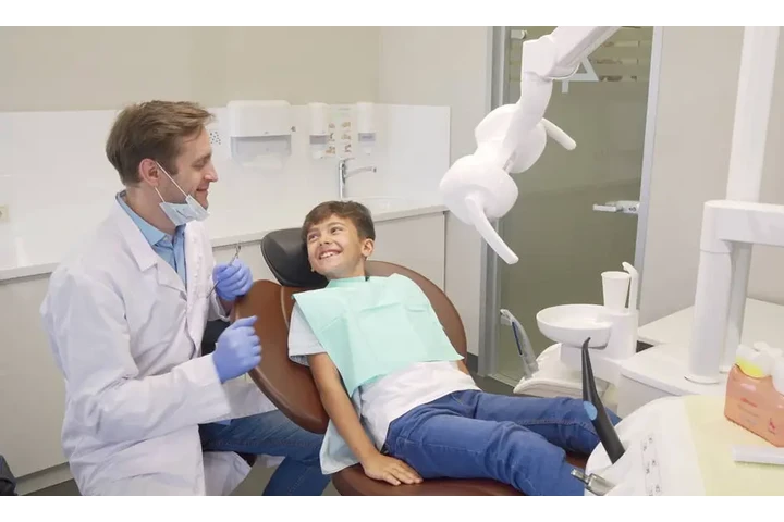 Bui Phuong-Ly Thi - Dentista image 2