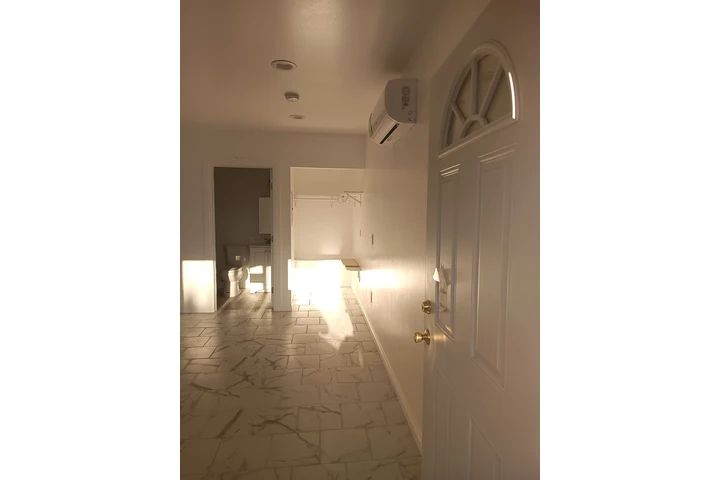 $1500 : ✨ ¡Impecable Studio en Renta✨ image 4