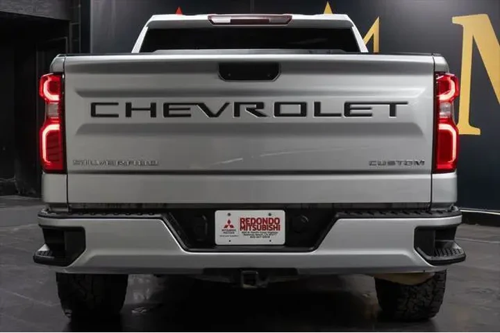 $27035 : Chevrolet Silverado 1500 202 image 10