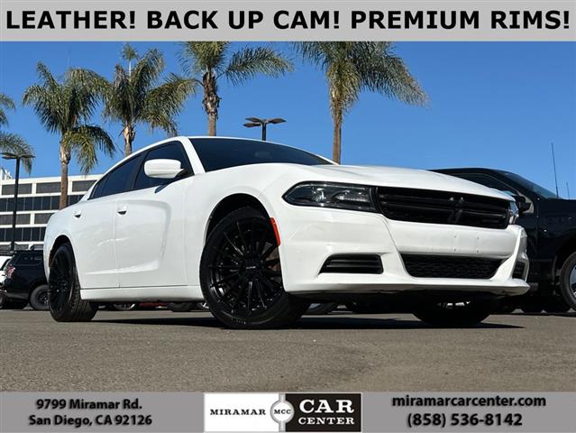 $16777 : 2019 Charger SXT image 2