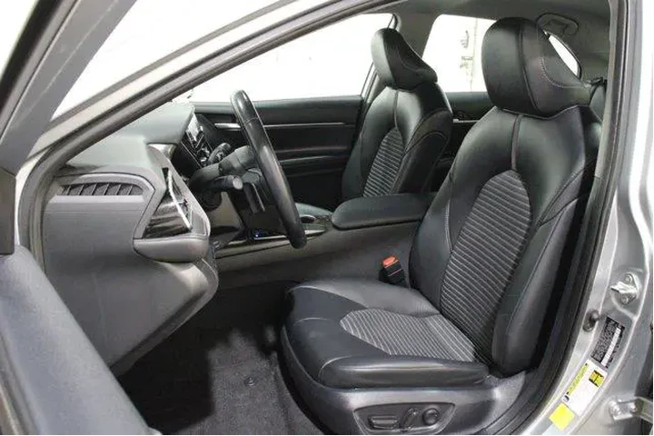 $29892 : Toyota Camry 2024 SE 4dr Sed image 5