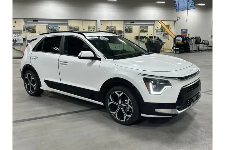 $27700 : Kia Niro 2025 SX Touring 4dr image 9