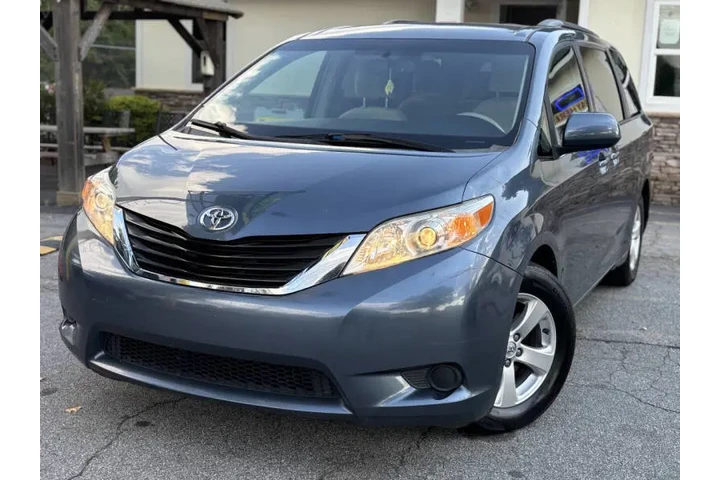 2014 Sienna LE Mobility 7-Pas image 1