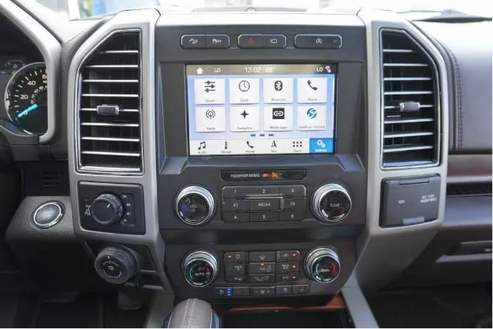 $39688 : Ford F-150 2019 4x4 XL 4dr S image 8