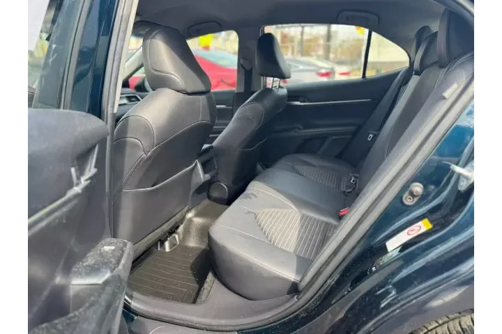 2018 TOYOTA CAMRY2018 TOYOTA image 8