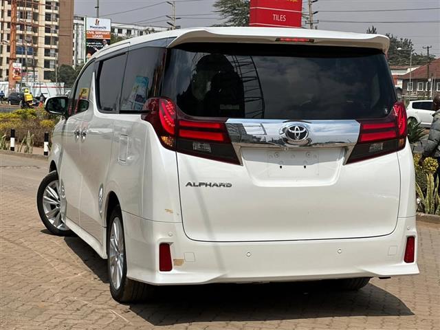 $3200 : Toyota Alphard image 10