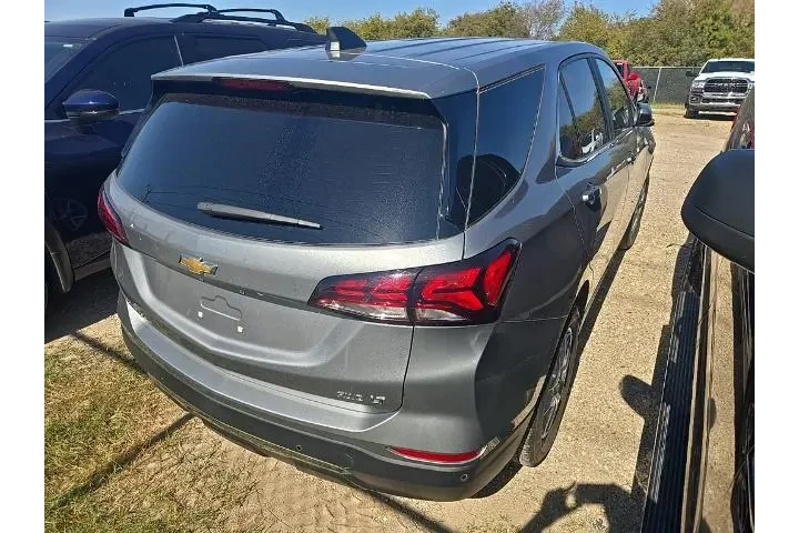 $22321 : Chevrolet Equinox 2024 4x4 L image 3