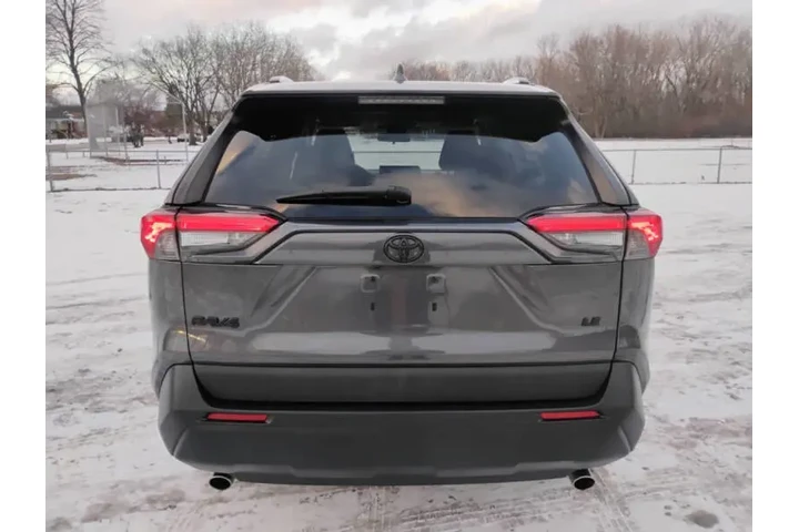 $19995 : 2020 RAV4 LE image 6
