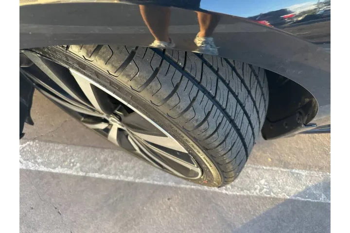 2021 Altima 2.5 SR image 5