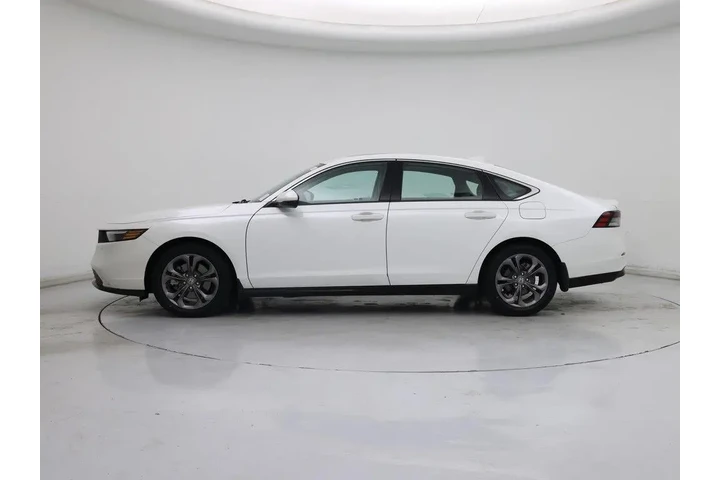 $27998 : Honda Accord Hybrid 2023 EX- image 3