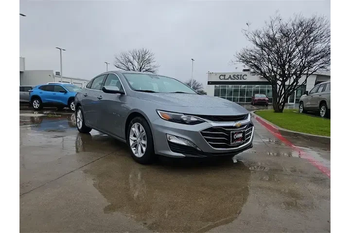 $16987 : Chevrolet Malibu 2023 LT 4dr image 1