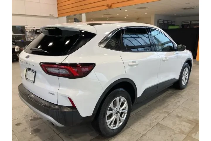 $22495 : Ford Escape 2023 AWD Active image 5