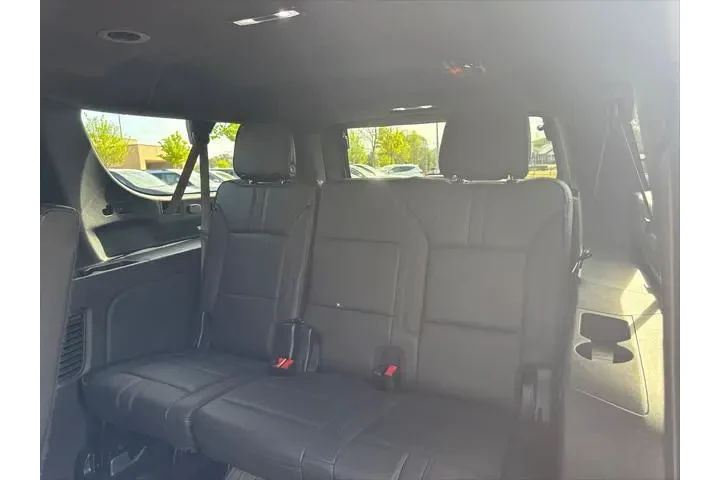 $38029 : Chevrolet Suburban 2022 4x4 image 7